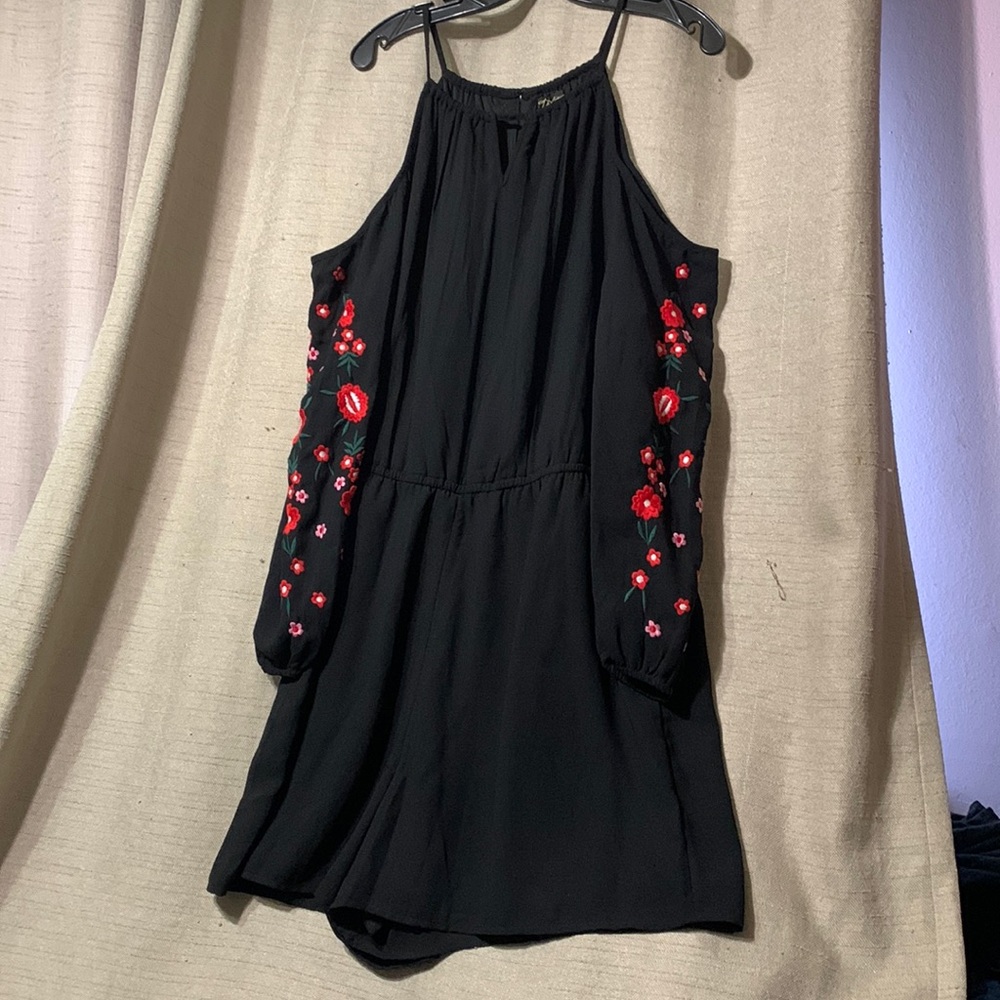 Thalia Sodi Short Size XXL Jumpsuit/Romper